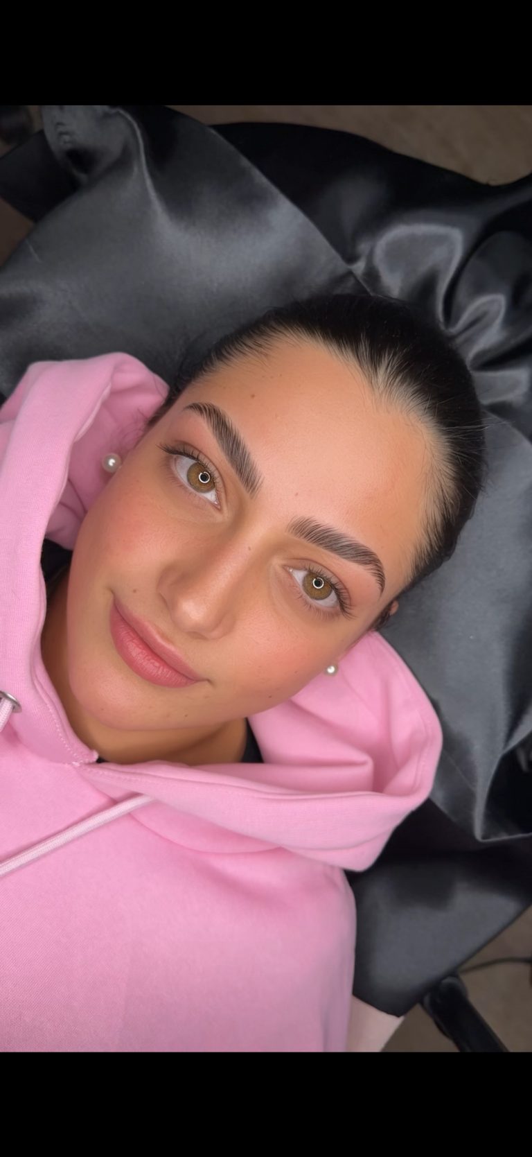 Facetune_17-03-2025-21-04-05