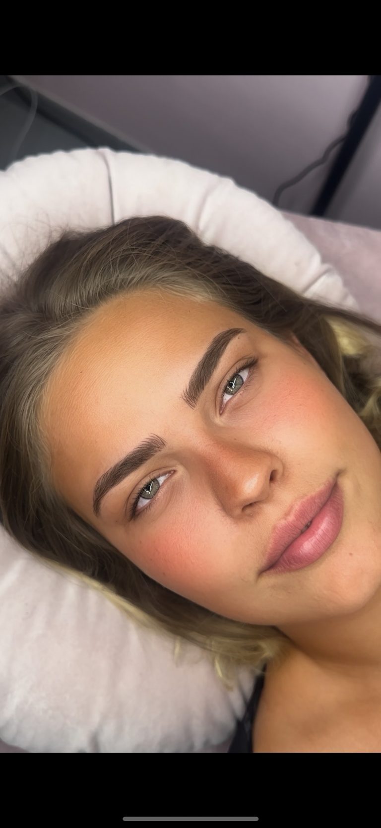 Facetune_17-03-2025-21-14-43