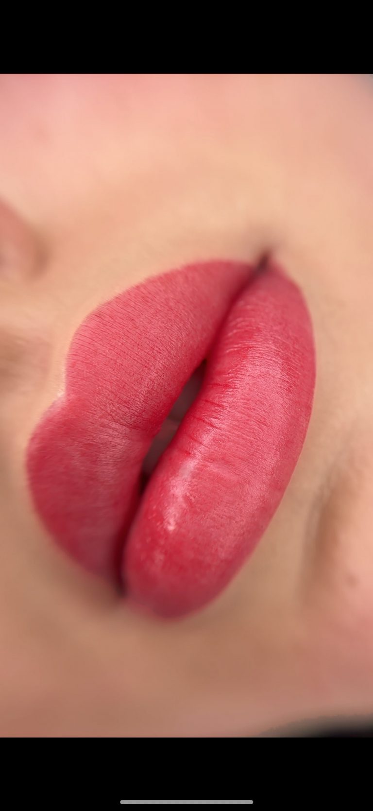 Facetune_17-03-2025-21-37-13